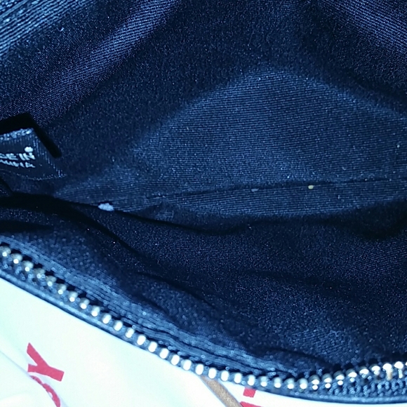 Coach   Excellent Condition - Picture 6 of 6